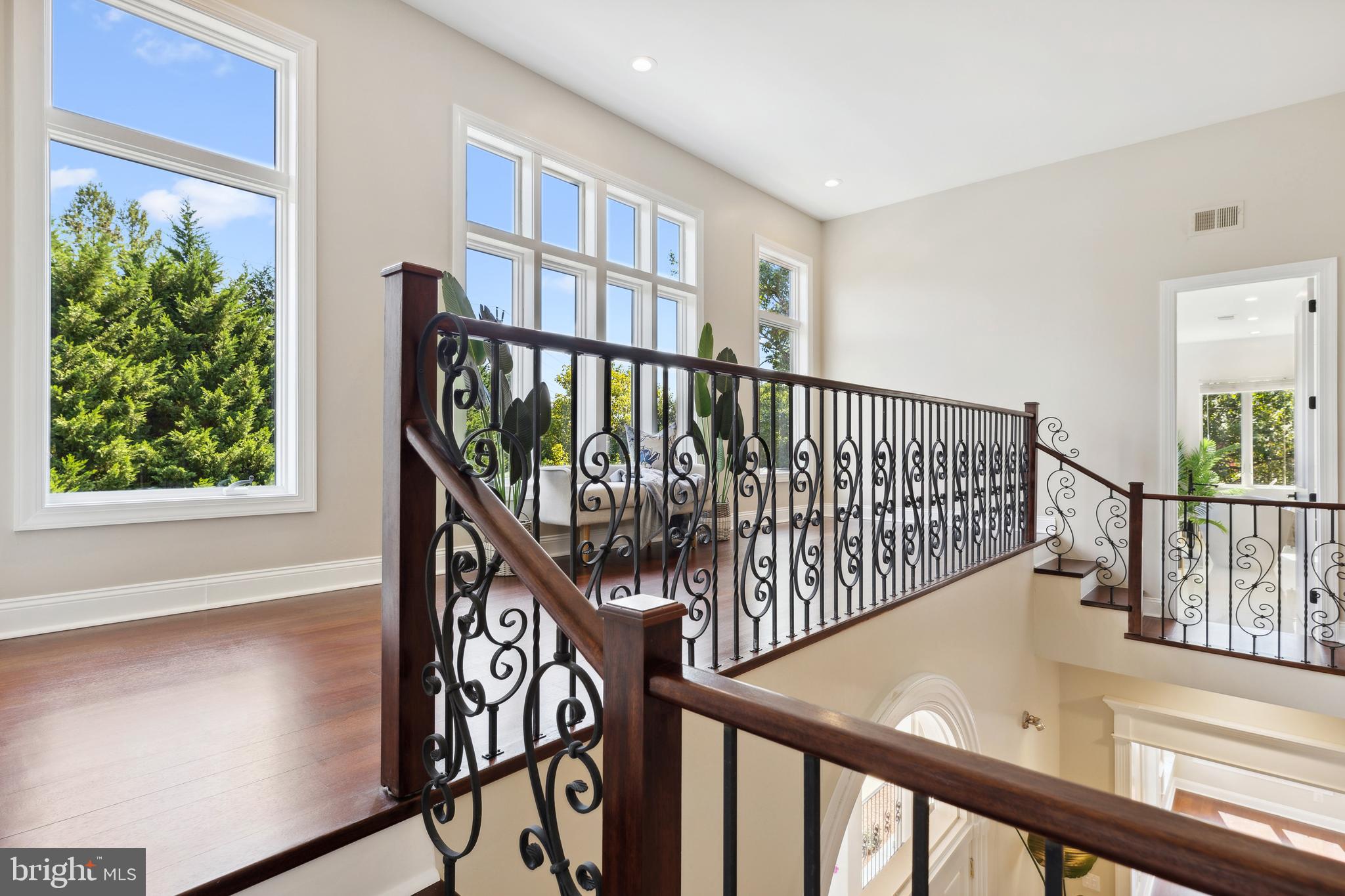 8810 Brickyard Road Potomac, MD 20854 - Photo 53 of 136 Indoor Balcony