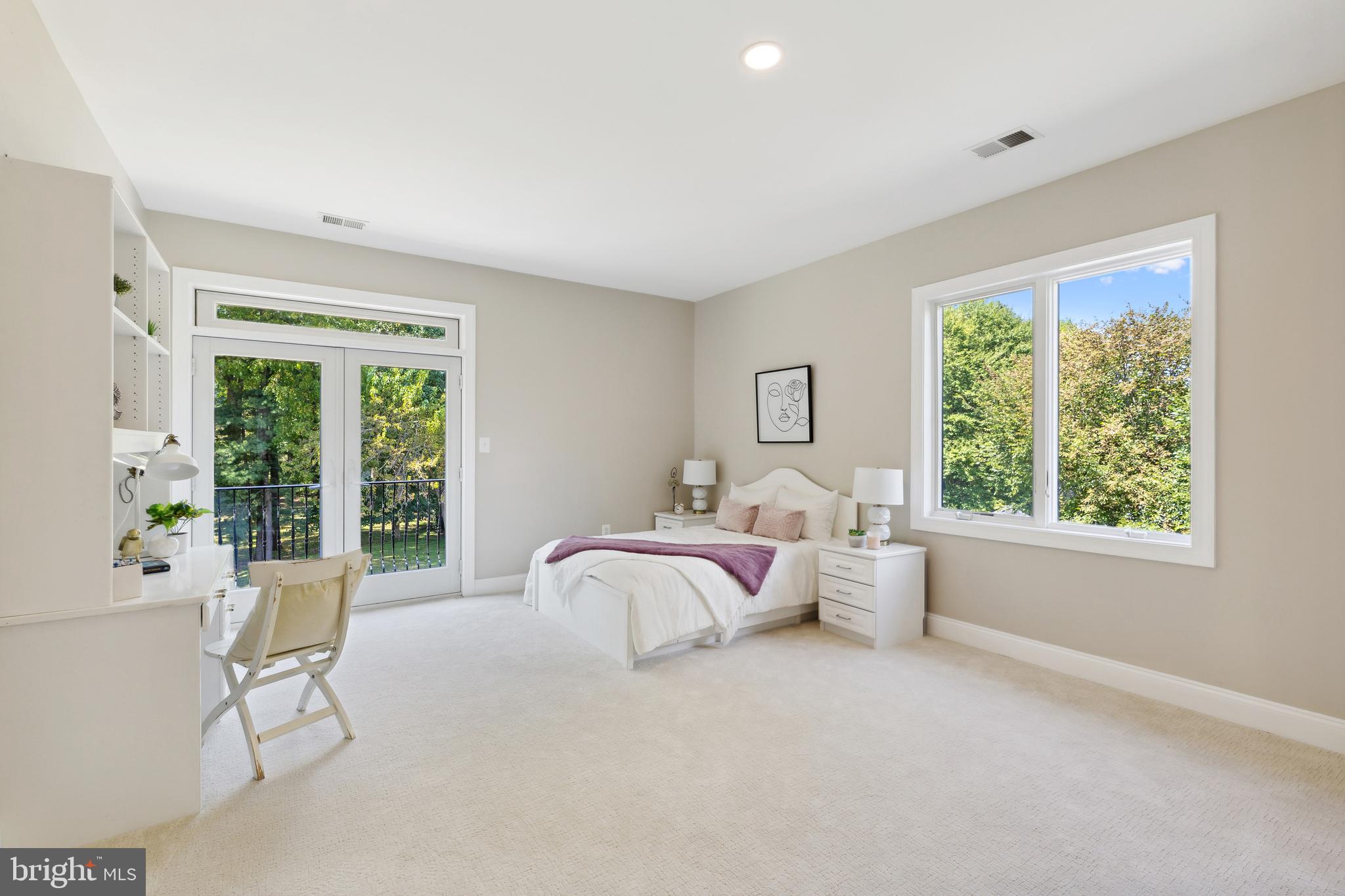 8810 Brickyard Road Potomac, MD 20854 - Photo 81 of 136 Bedroom with walk-in closet & full bath