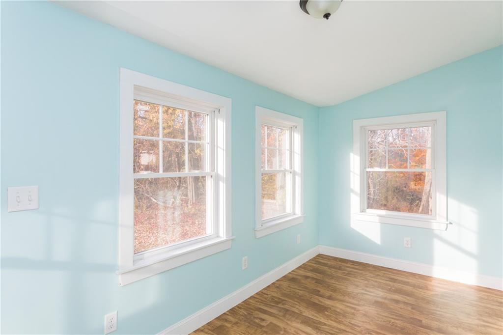 175 Old Post Road York, ME 03909 - Photo 14 of 31 Photo