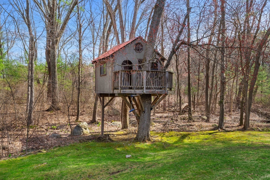 3 Buchan Road Andover, MA 01810 - Photo 9 of 37