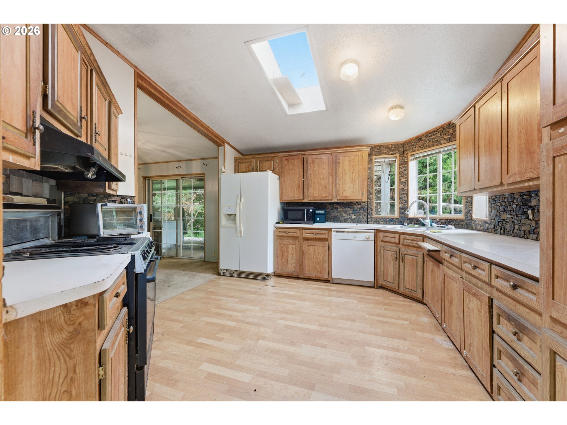 82520 Vinemaple Road Seaside, OR 97138 - Photo 6 of 22