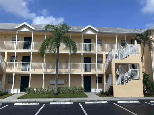 $224,995 | 6324 La Costa Drive, Unit L, Boca Raton, FL 33433