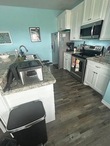 161 Four Master Road Freeport, TX 77541 - Photo 22 of 27