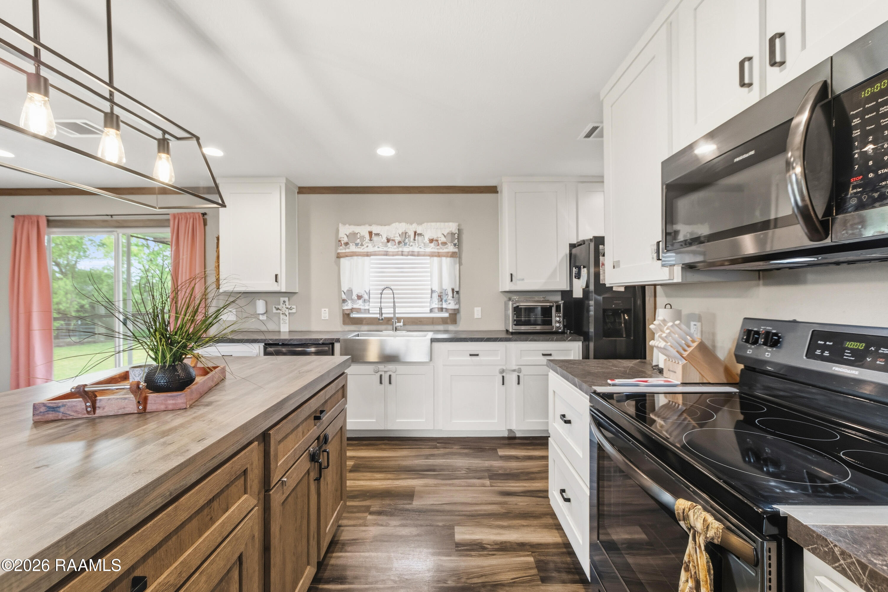 2602 Vida Shaw Road New Iberia, LA 70563 - Photo 17 of 27 2602 Vida Shaw Road-45