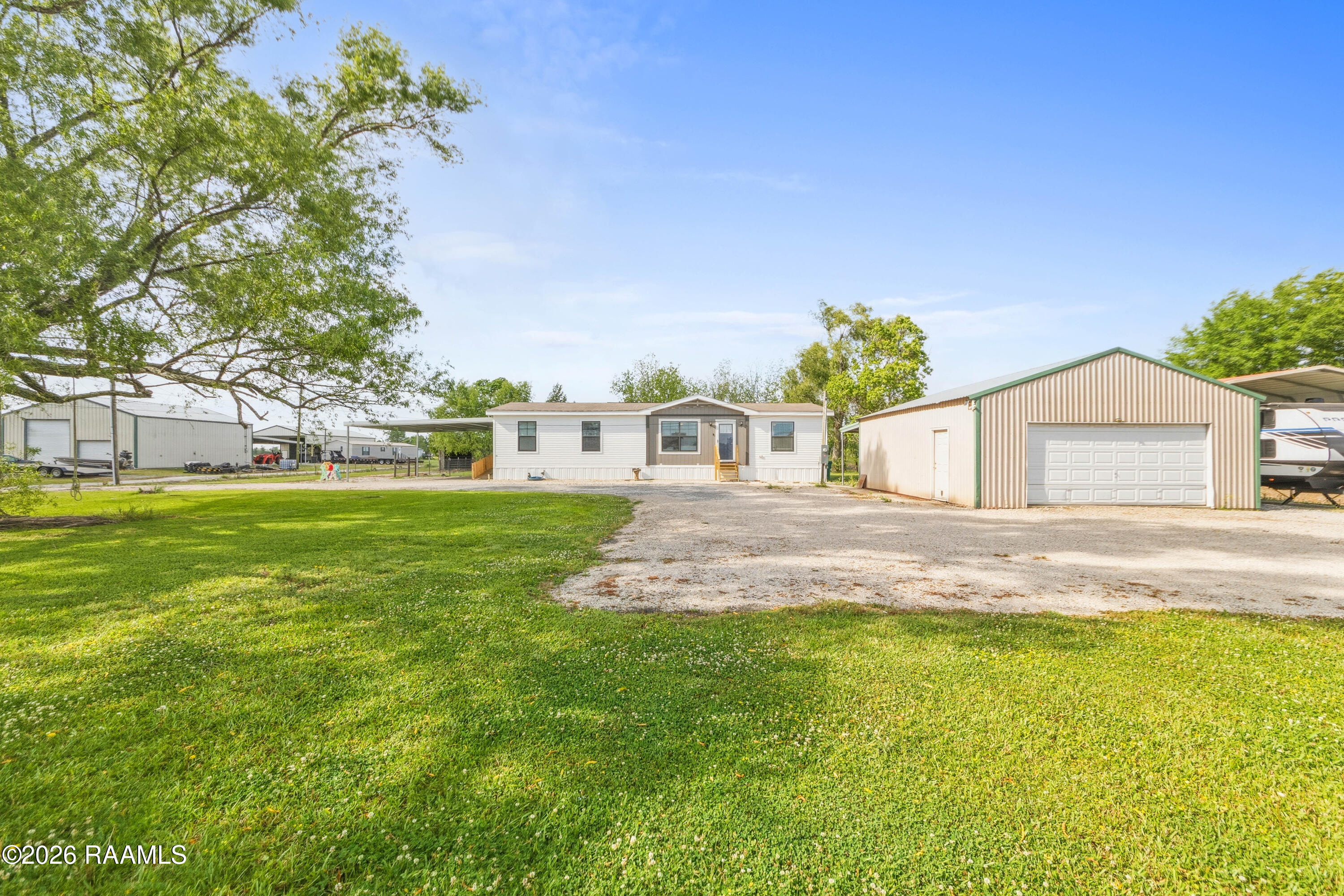 2602 Vida Shaw Road New Iberia, LA 70563 - Photo 2 of 27 2602 Vida Shaw Road-2