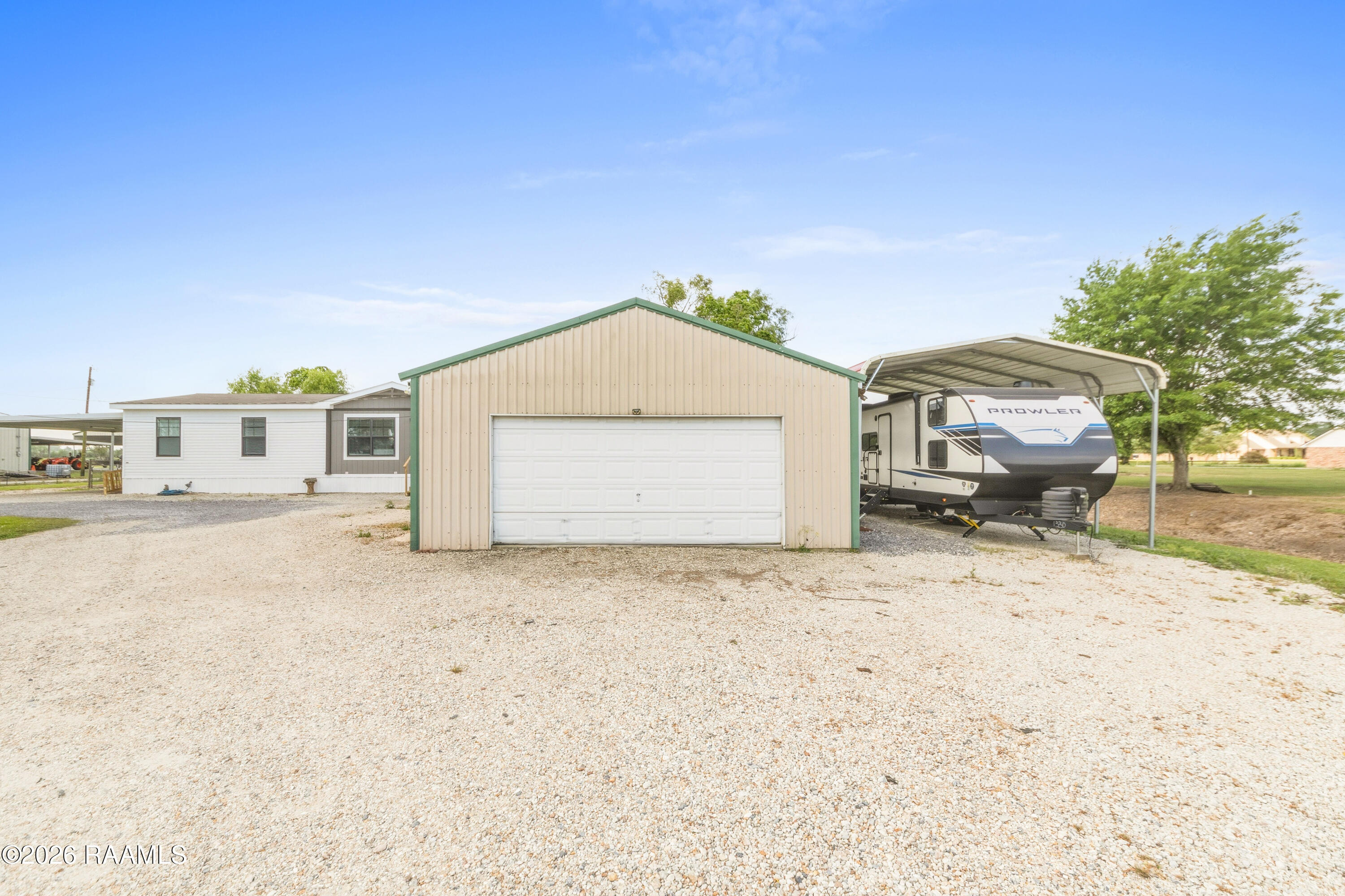 2602 Vida Shaw Road New Iberia, LA 70563 - Photo 3 of 27 2602 Vida Shaw Road-3