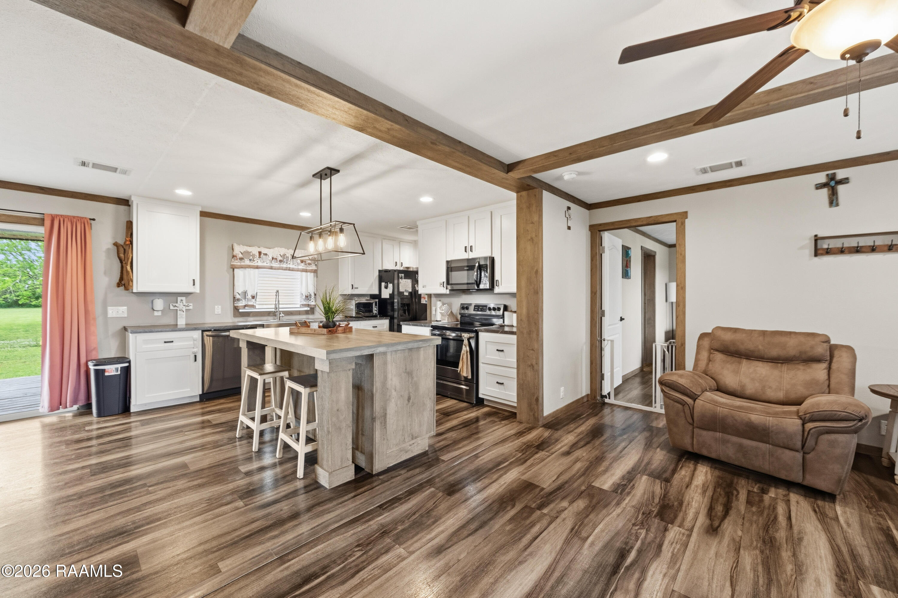 2602 Vida Shaw Road New Iberia, LA 70563 - Photo 9 of 27 2602 Vida Shaw Road-21