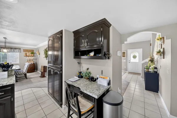 $630,000 | 2192 Princeton Way, Redding, CA 96003