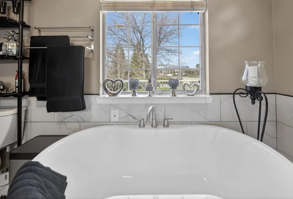 $630,000 | 2192 Princeton Way, Redding, CA 96003