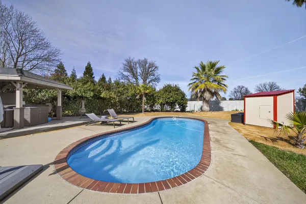 $630,000 | 2192 Princeton Way, Redding, CA 96003