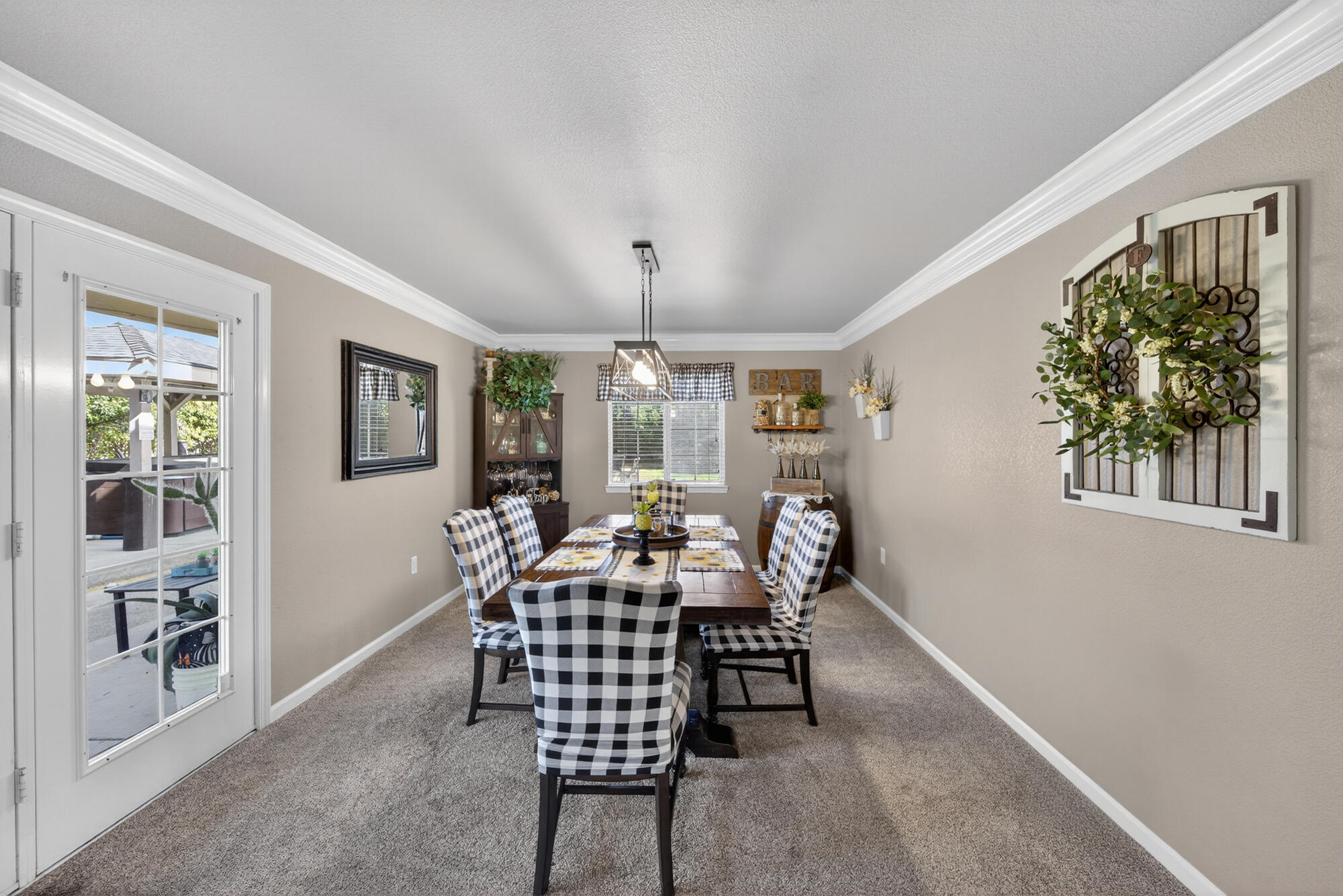 2192 Princeton Way Redding, CA 96003 - Photo 10 of 47 2192 Princeton Way-22