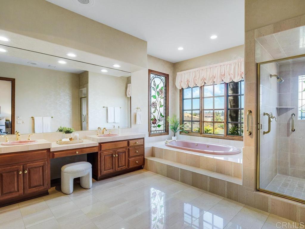 18246 Via Ascenso Rancho Santa Fe, CA 92091 - Photo 34 of 59