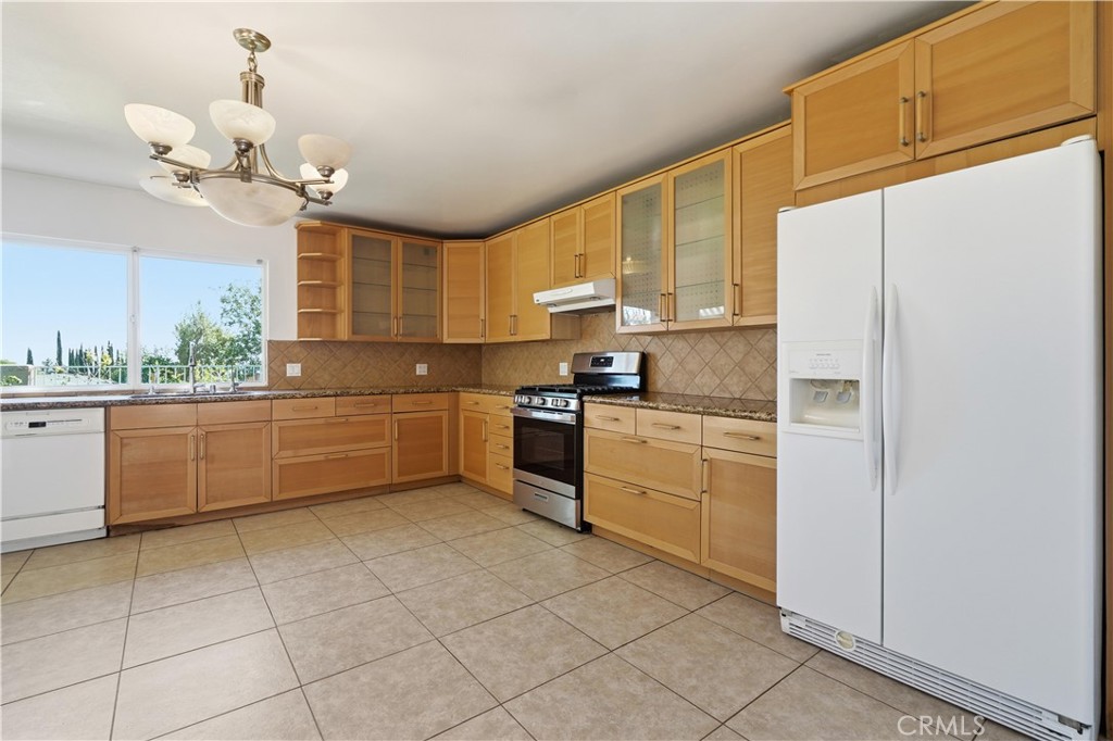 18630 Nau Avenue Porter Ranch, CA 91326 - Photo 22 of 44
