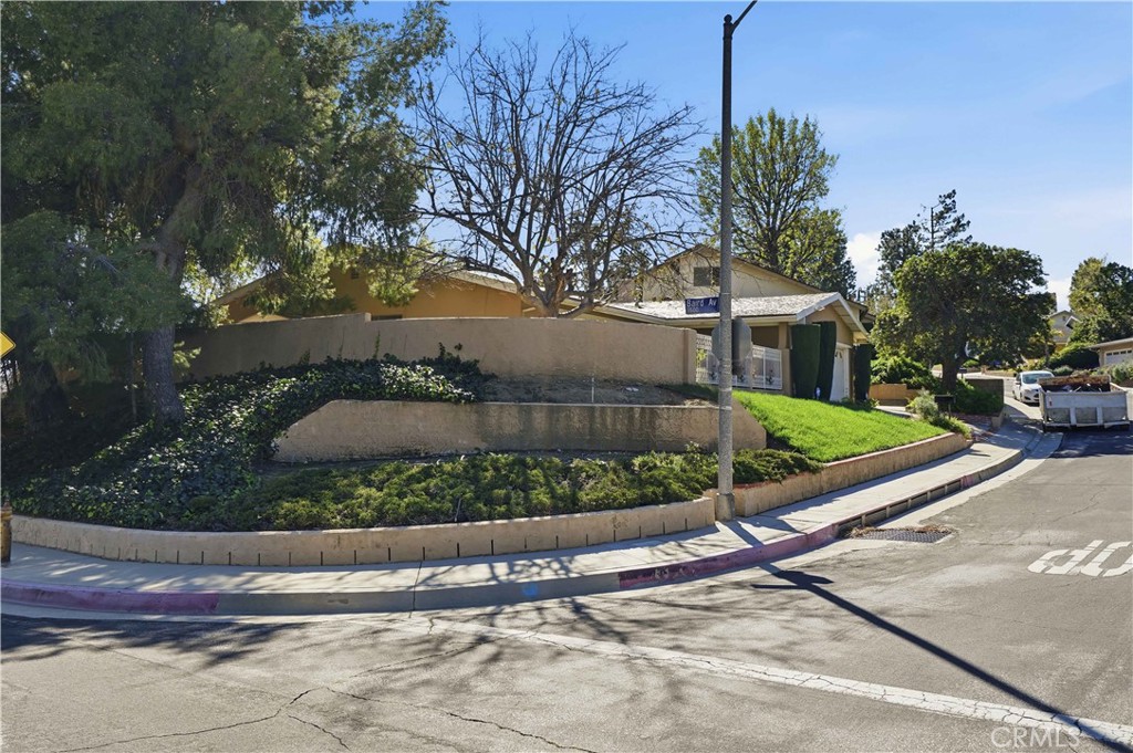 18630 Nau Avenue Porter Ranch, CA 91326 - Photo 3 of 44