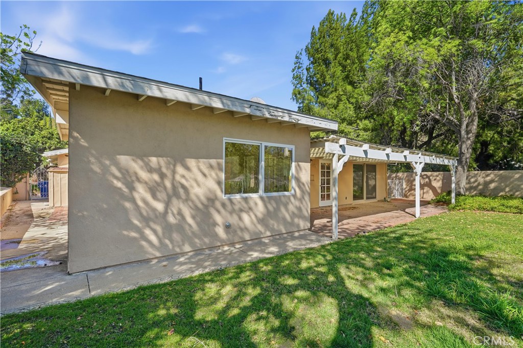 18630 Nau Avenue Porter Ranch, CA 91326 - Photo 35 of 44