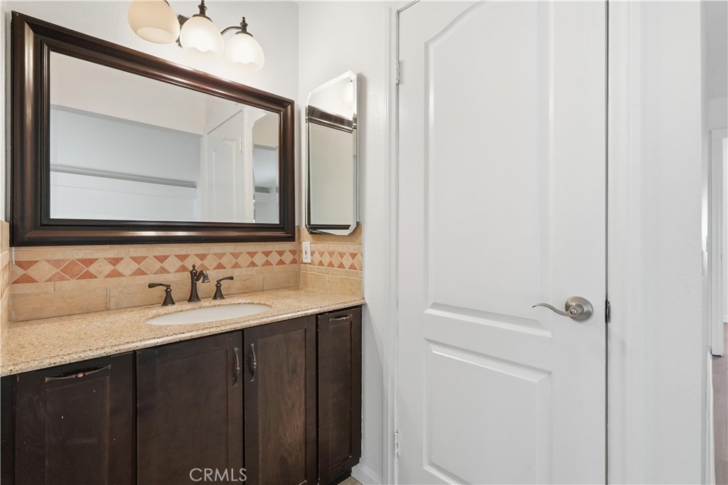 18630 Nau Avenue Porter Ranch, CA 91326 - Photo 6 of 44