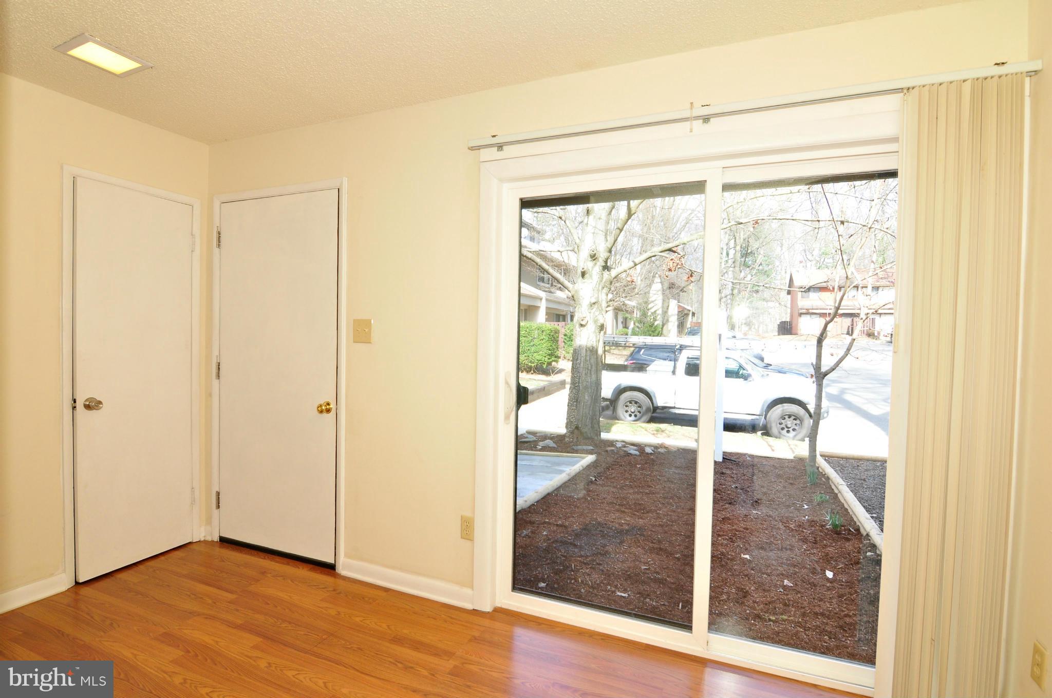12153 Captiva Court Reston, VA 20191 - Photo 23 of 27 Interior (General) Entry with Lot of Light