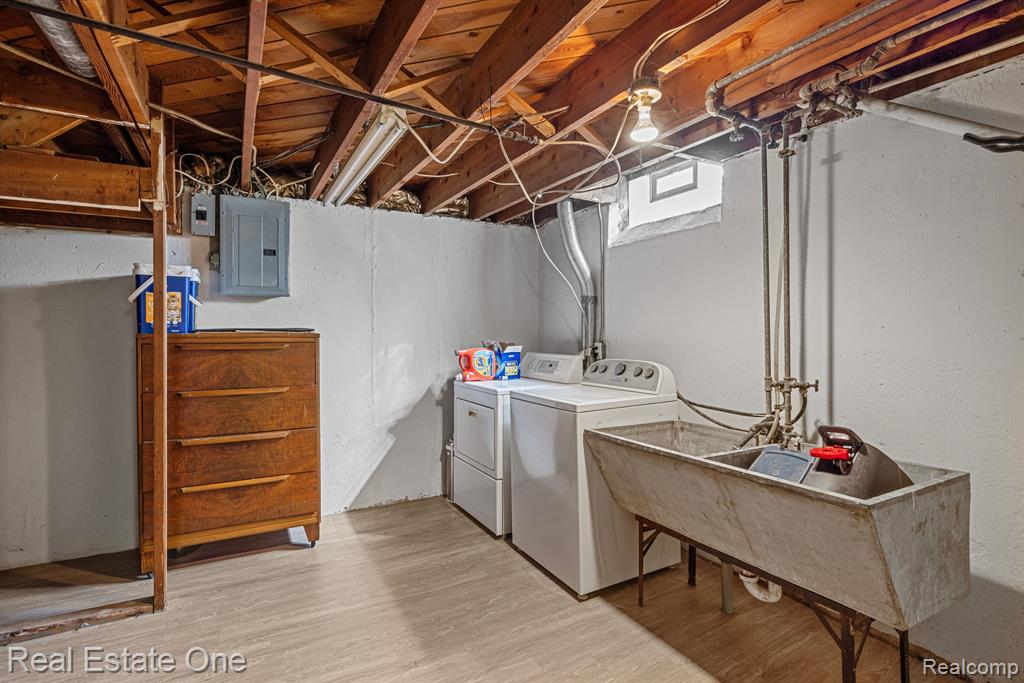 15291 Frazho Road Roseville, MI 48066 - Photo 21 of 26 Gallery Image 21