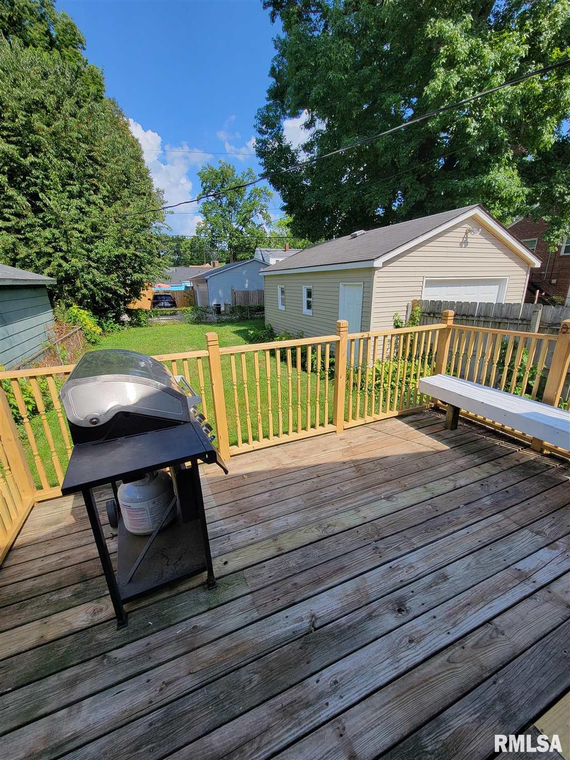 2524 South 7th Street Springfield, IL 62703 - Photo 5 of 41