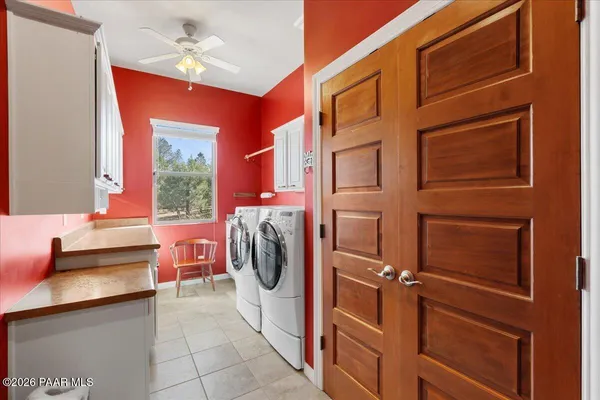 a view of a storage & utility room