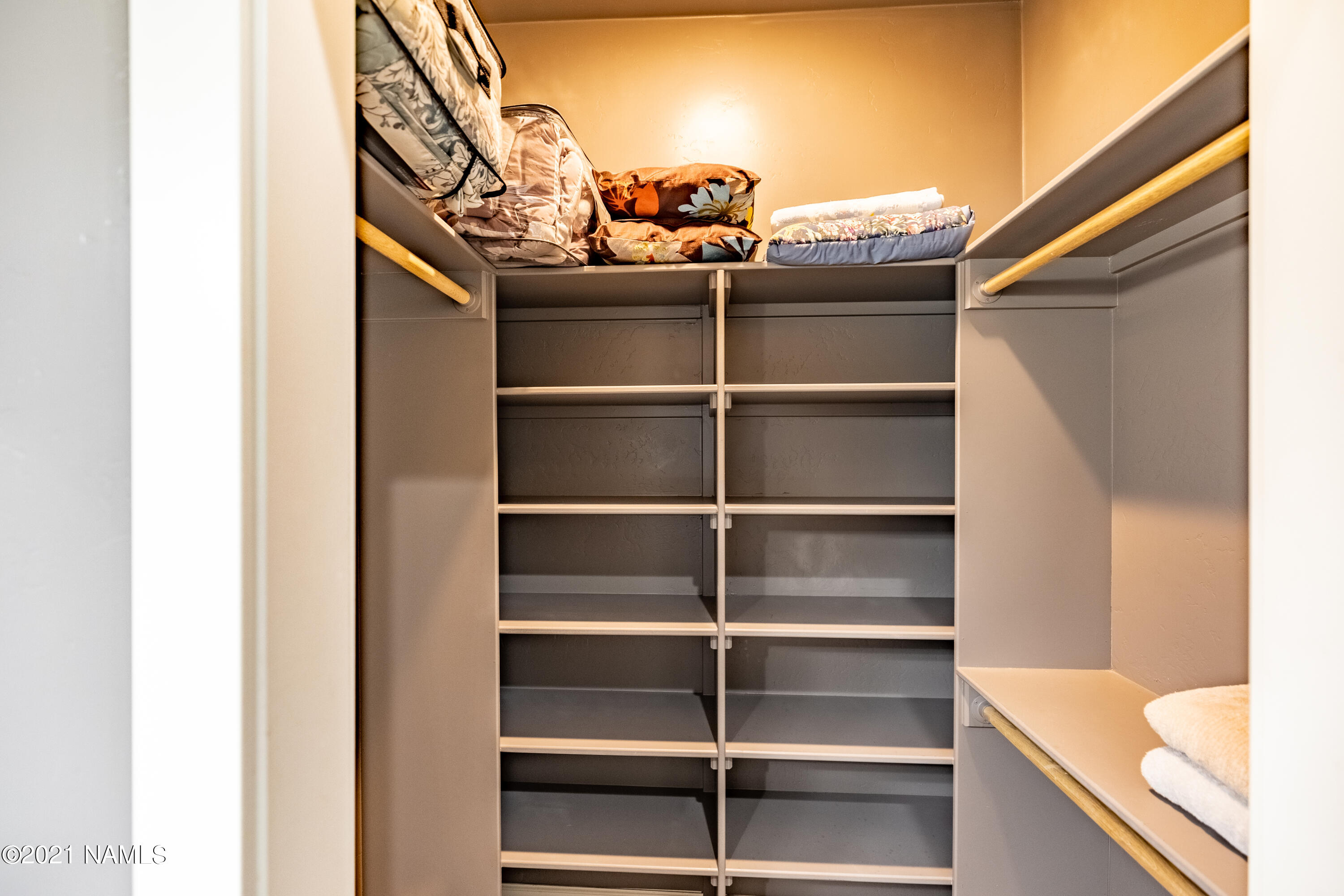 2650 Ridgewood Way Williams, AZ 86046 - Photo 13 of 33 Master Bedroom Closet