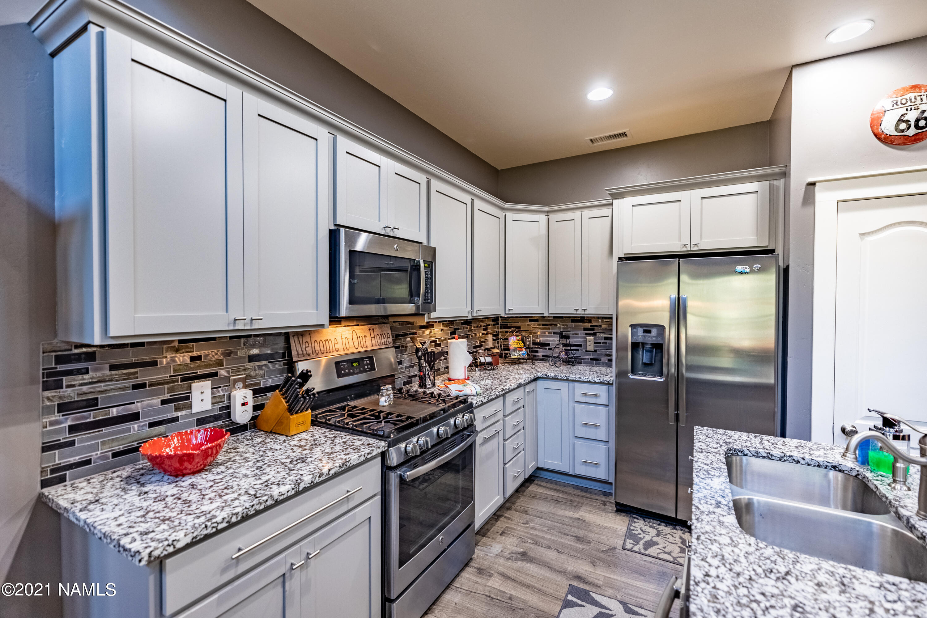 2650 Ridgewood Way Williams, AZ 86046 - Photo 5 of 33 Kitchen 3