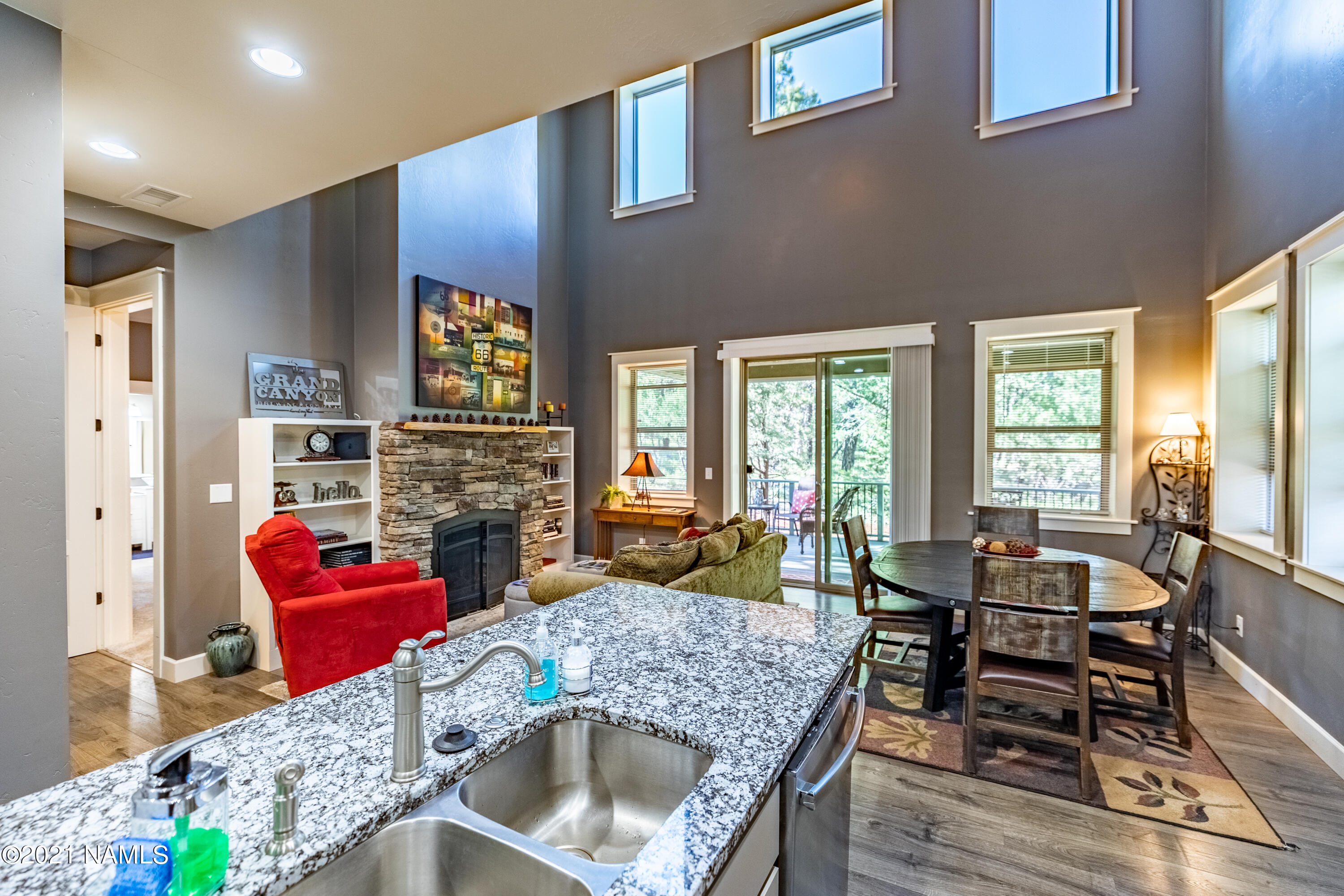 2650 Ridgewood Way Williams, AZ 86046 - Photo 6 of 33 Kitchen Dining