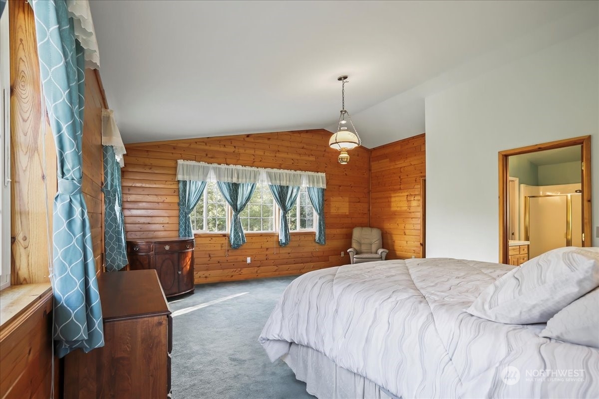 333 Dietz Road Port Angeles, WA 98362 - Photo 25 of 38 Gallery Image 25