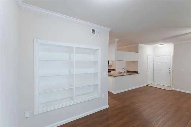 $1,099 | 10505 South I-35 Frontage Road, Unit 222, Austin, TX 78747