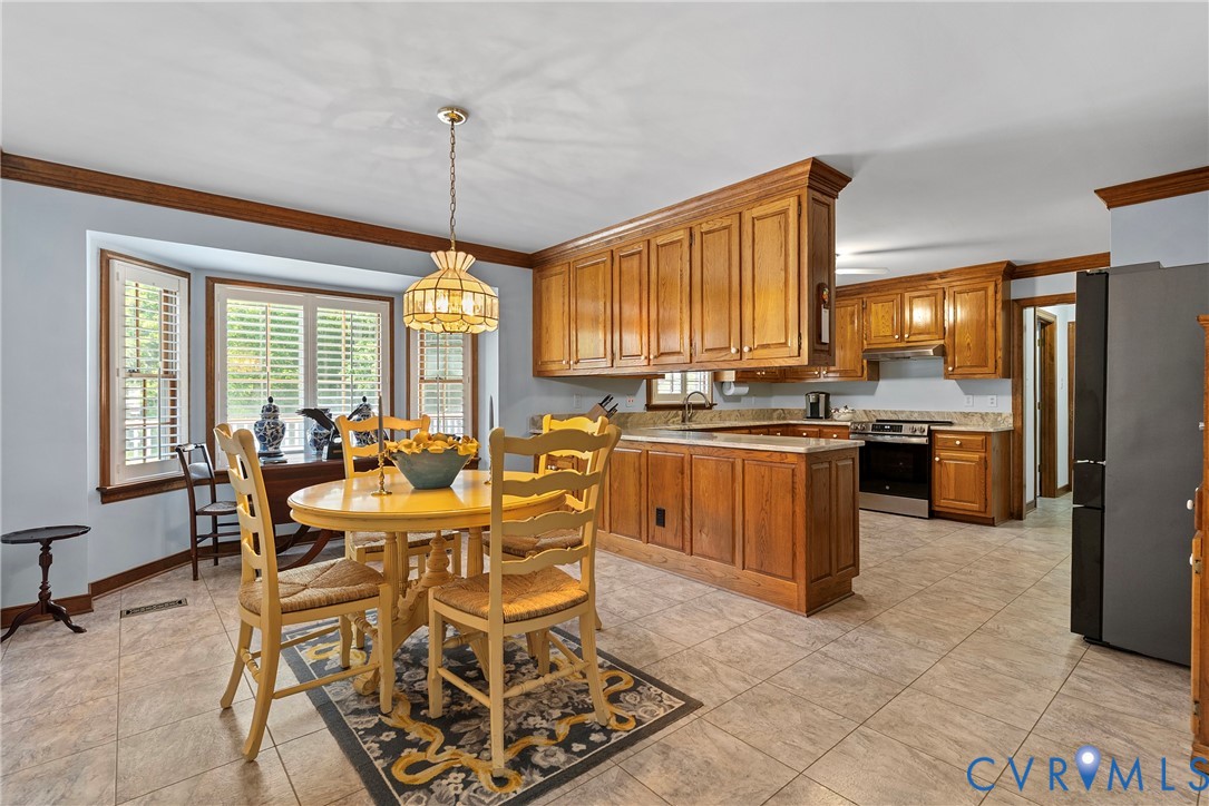 6411 Pine Slash Road Mechanicsville, VA 23116 - Photo 11 of 54