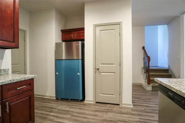 $1,700 | 2702 Appian Way, New Caney, TX 77357