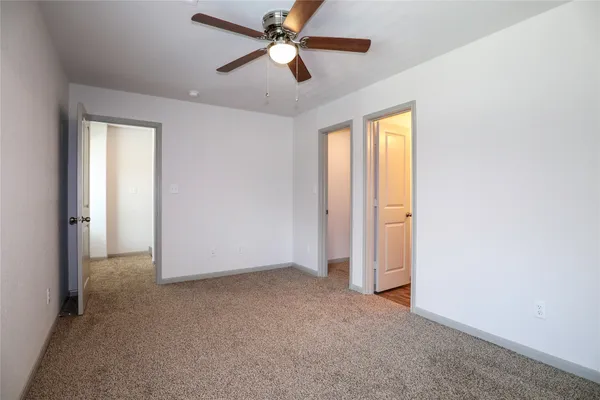 $1,700 | 2702 Appian Way, New Caney, TX 77357