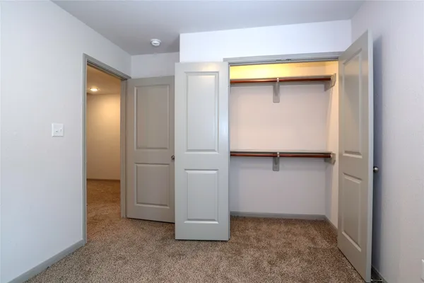 $1,700 | 2702 Appian Way, New Caney, TX 77357