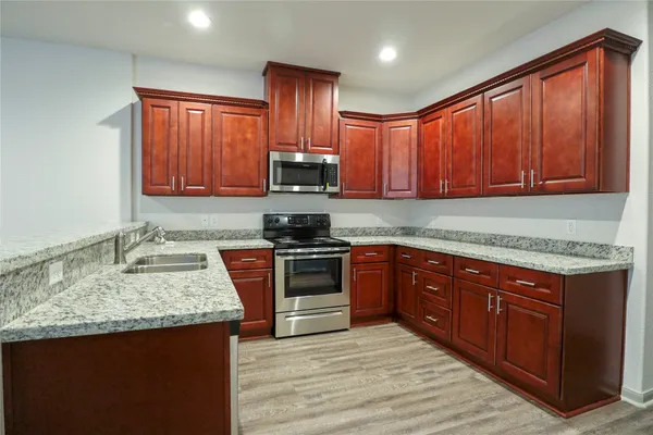 $1,700 | 2702 Appian Way, New Caney, TX 77357