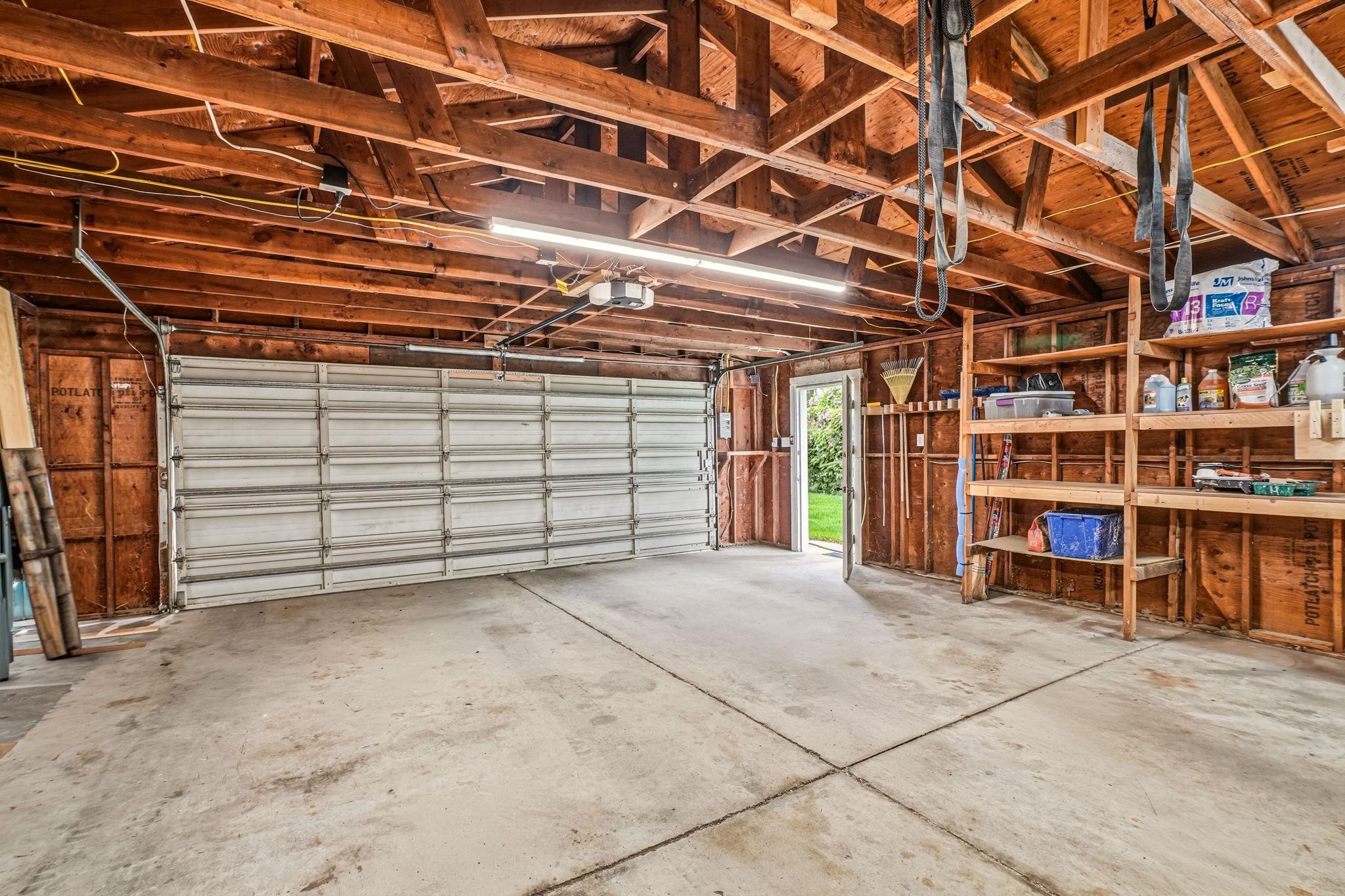 3418 West Queen Place Spokane, WA 99205 - Photo 32 of 44