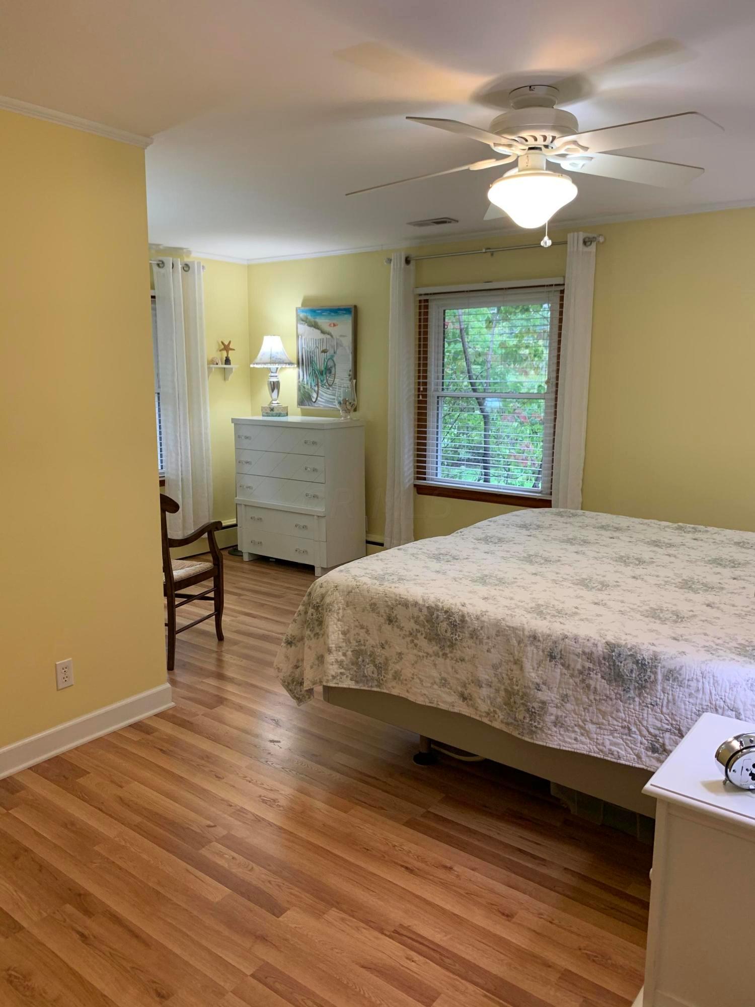 1870 McCoy Road Columbus, OH 43220 - Photo 26 of 46