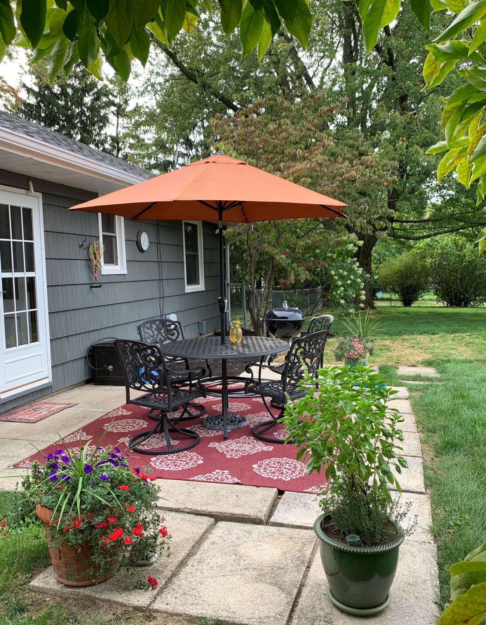 1870 McCoy Road Columbus, OH 43220 - Photo 5 of 46