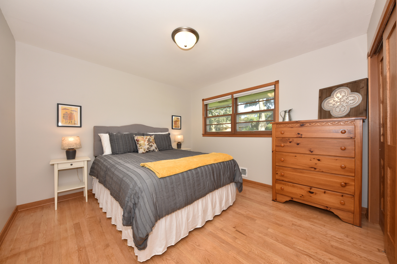 16205 Choctaw Trail Brookfield, WI 53005 - Photo 15 of 29 Bedroom #2