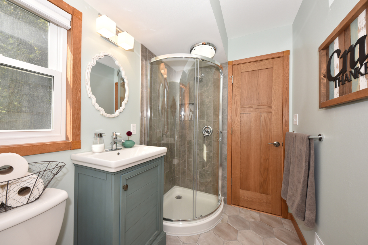 16205 Choctaw Trail Brookfield, WI 53005 - Photo 19 of 29 Bathroom #3 w heated floors