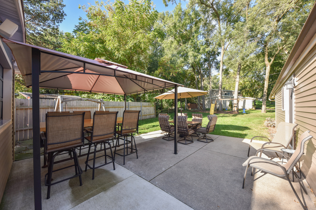 16205 Choctaw Trail Brookfield, WI 53005 - Photo 25 of 29 Patio