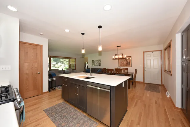 $599,900 | 16205 Choctaw Trail, Brookfield, WI 53005