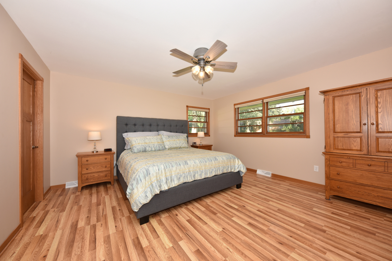 16205 Choctaw Trail Brookfield, WI 53005 - Photo 10 of 29 Primary Retreat