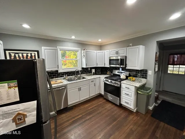 $239,000 | 813 2nd Avenue, Troy, NY 12182