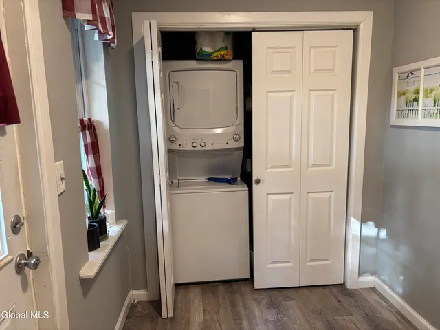 $239,000 | 813 2nd Avenue, Troy, NY 12182