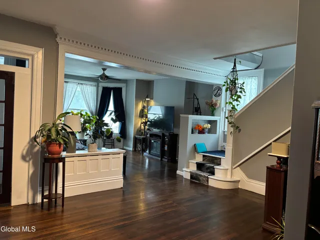 $239,000 | 813 2nd Avenue, Troy, NY 12182