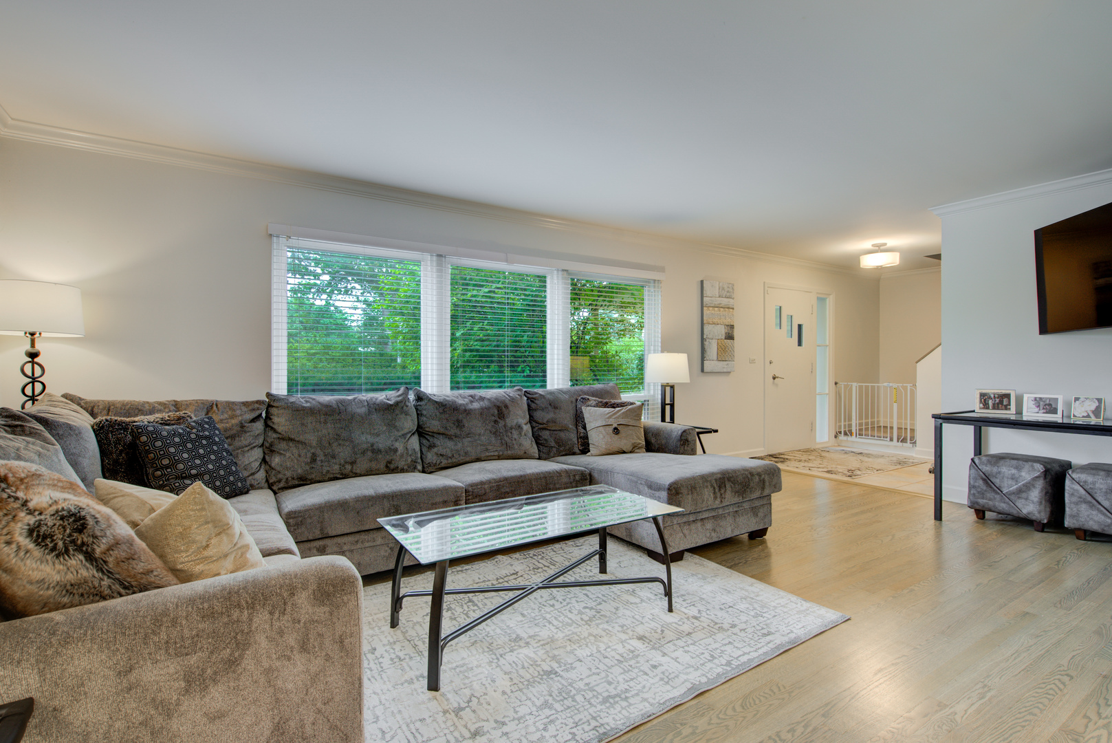 920 Ridge Road Highland Park, IL 60035 - Photo 3 of 35