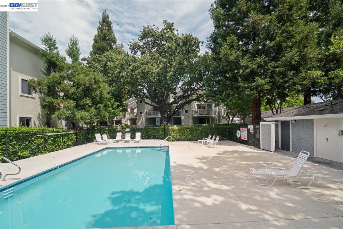 2598 Oak Road, Unit 284 Walnut Creek, CA 94597 - Photo 29 of 33 Gallery Image 29