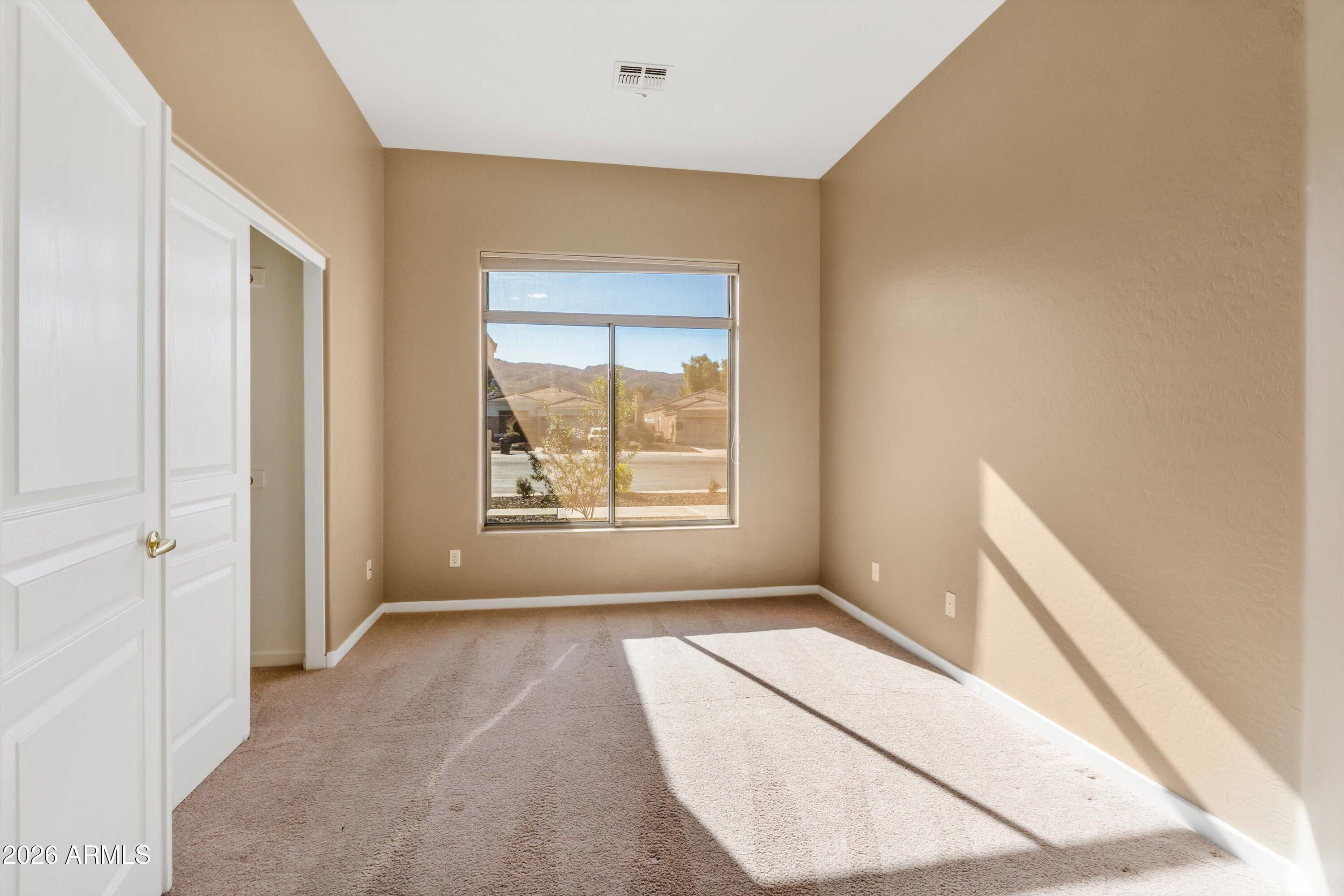2130 East Beautiful Lane Phoenix, AZ 85042 - Photo 8 of 35 09-DSC06268