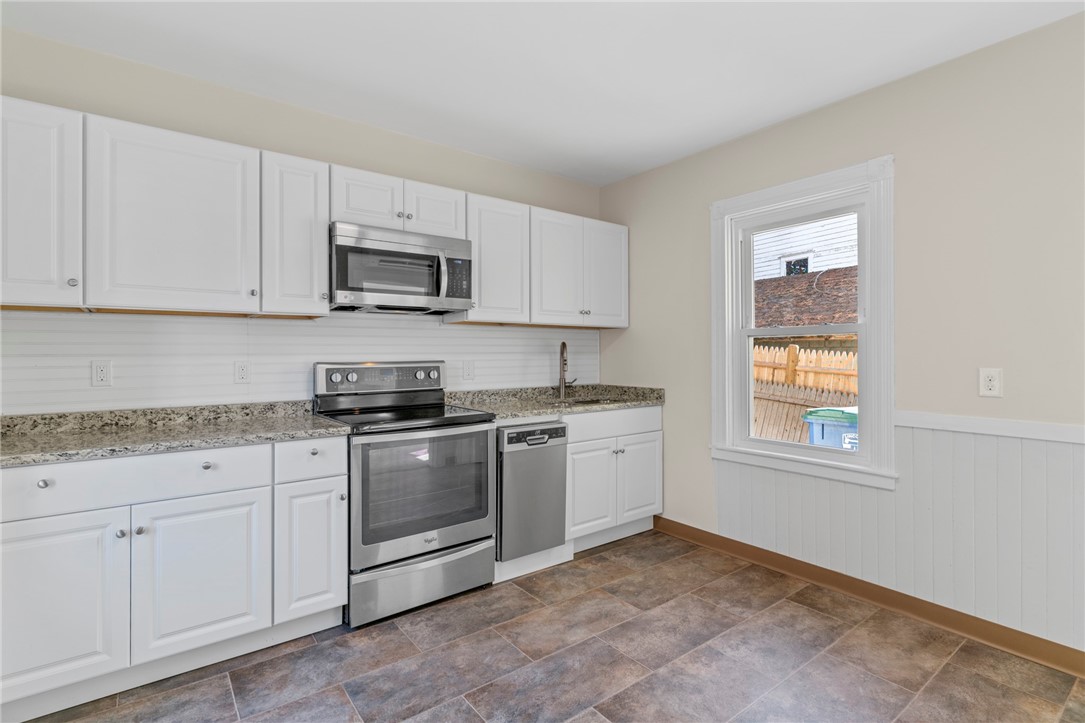 369 Old River Road Lincoln, RI 02838 - Photo 17 of 49 Gallery Image 17