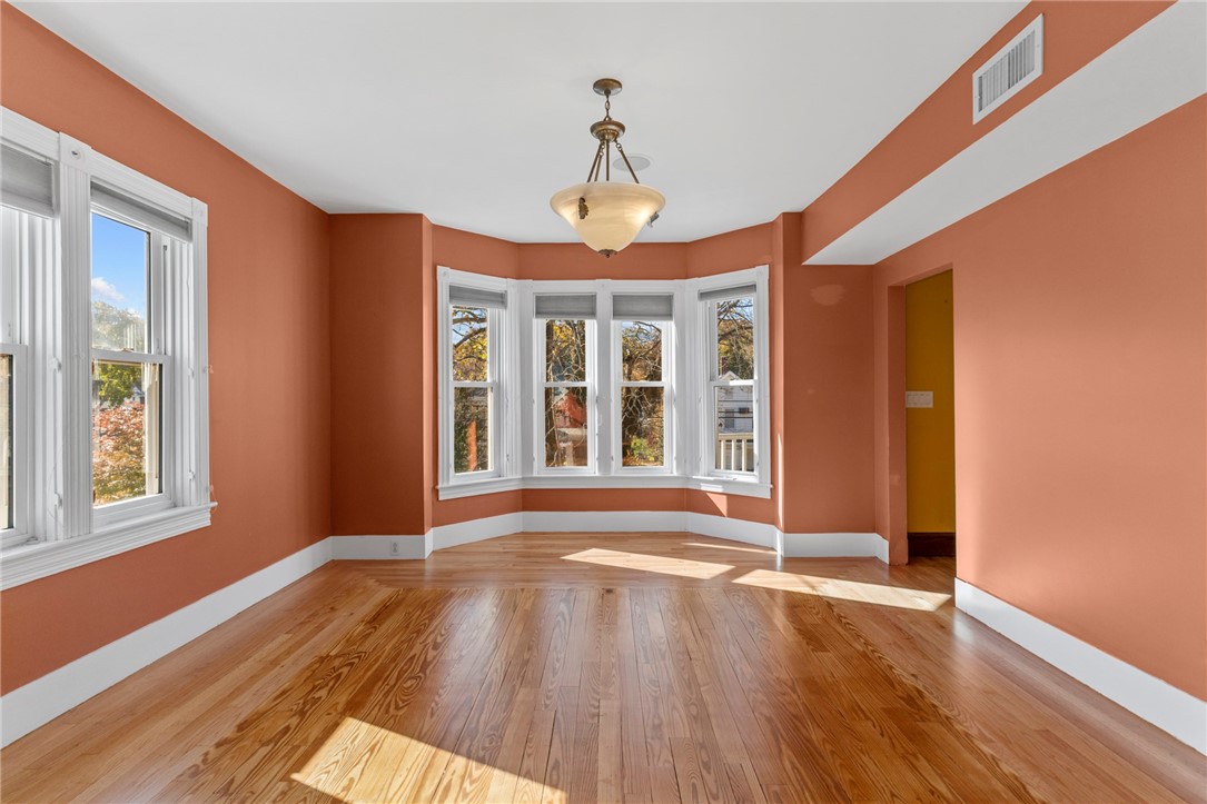 369 Old River Road Lincoln, RI 02838 - Photo 26 of 49 Gallery Image 26